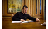Муаммои Зеленский: Бунбасти сиёсӣ, фишорҳои дохилӣ ва ояндаи номаълуми Украина